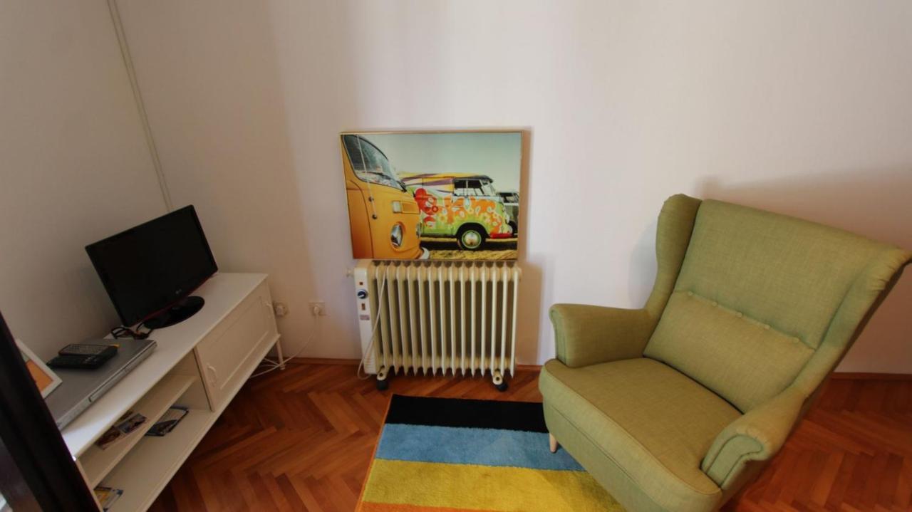 Apartment Gita Malinska Exterior photo